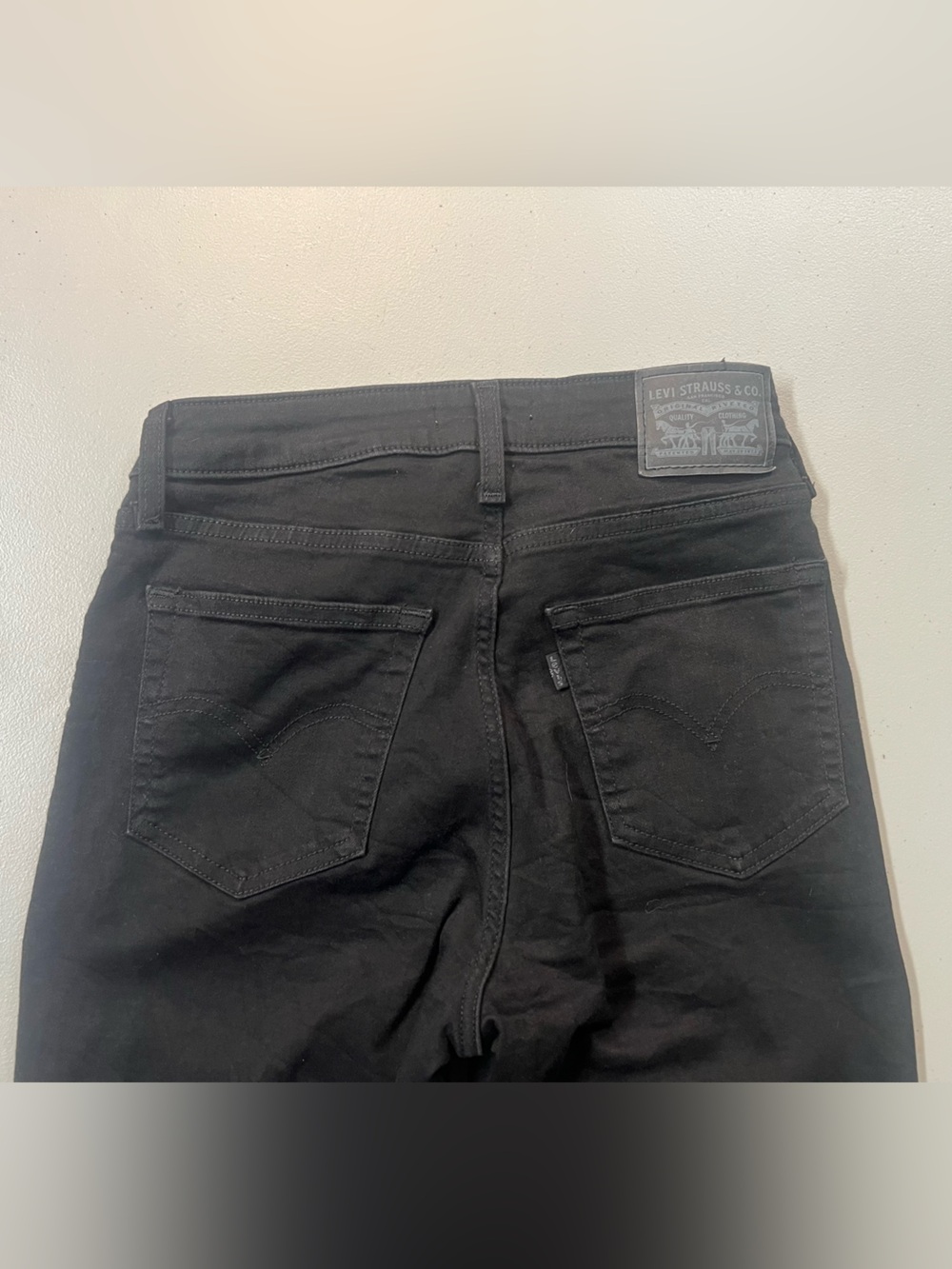 Levi’s 726 Flare Jeans Women’s Size 28 Black High Rise Flared Denim - Picture 11 of 12